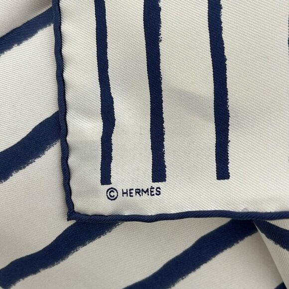 Hermes Scarf Petit Carré White And Blue Striped - Picture 3 of 5